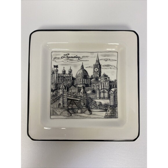 Brunelli Cities London Square 7.5 in. Plate Black White Made in Italy - Picture 1 of 4